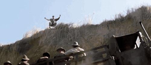 87岁开山鼻祖去世！那个拿命搏的港片时代，捧出的都是巨星