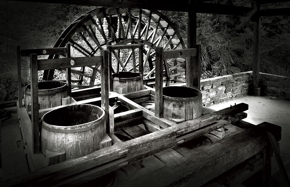 1938年，小伙卖日本人花生不收钱被骂汉奸，一年后阿部规秀被击毙