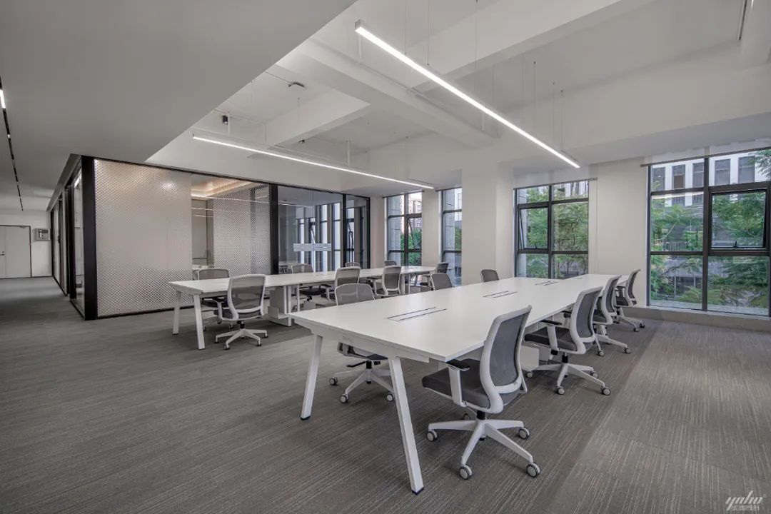 嘉华食品-遇见有序，感知从容|办公室装修案例