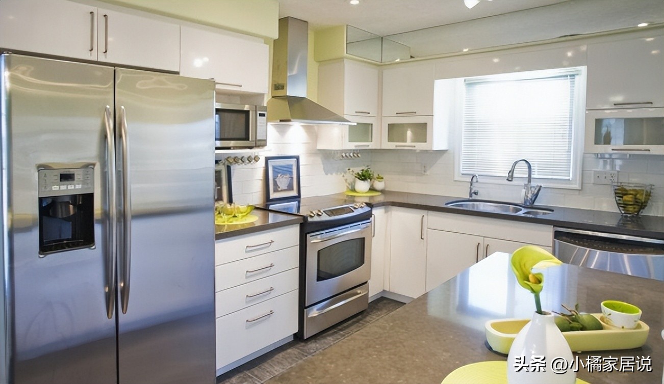 冰箱十字对开好还是双开门好,为什么冰箱双开门比十字开门便宜