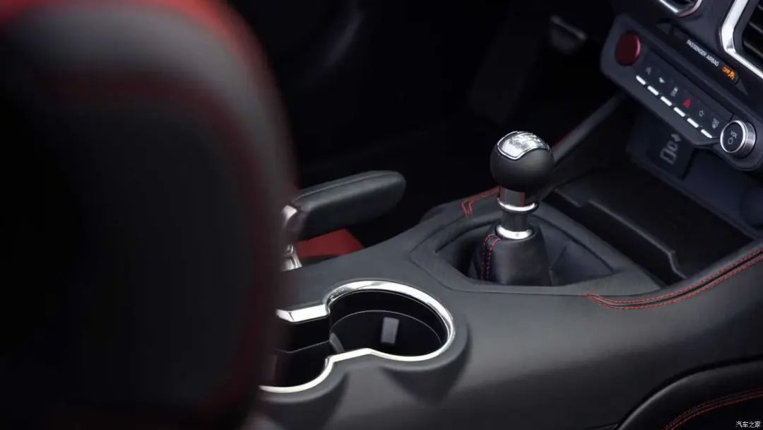 福特mustang5.0排量,福特mustang5.0加几号油