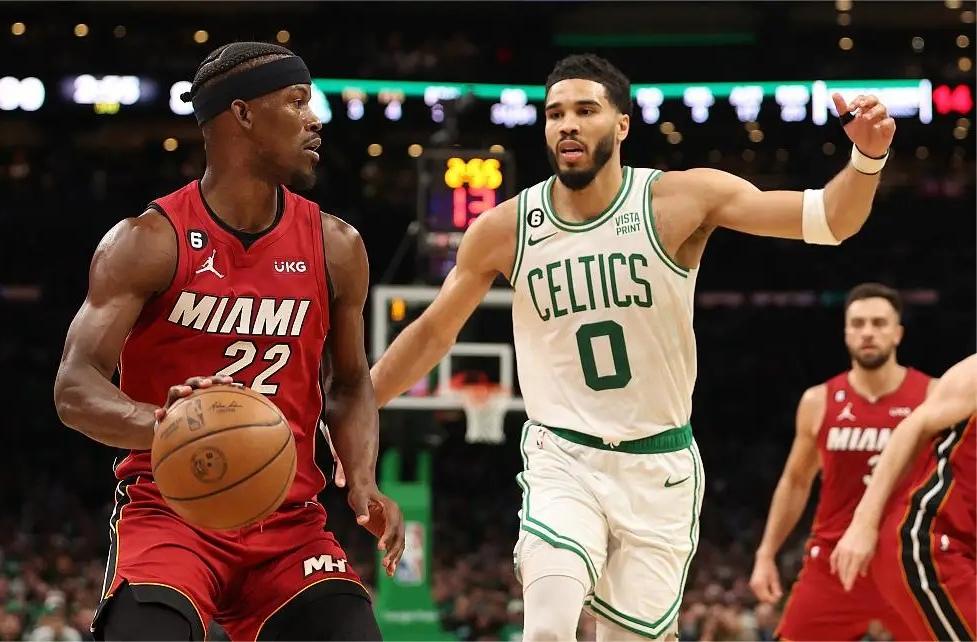 历史第一队nba,历史第一个nba球员是谁