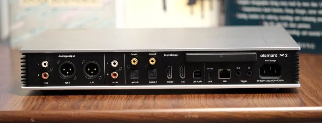 凭实*霸力**屏！矩声elementX2占据美国网媒headphone.guru首页