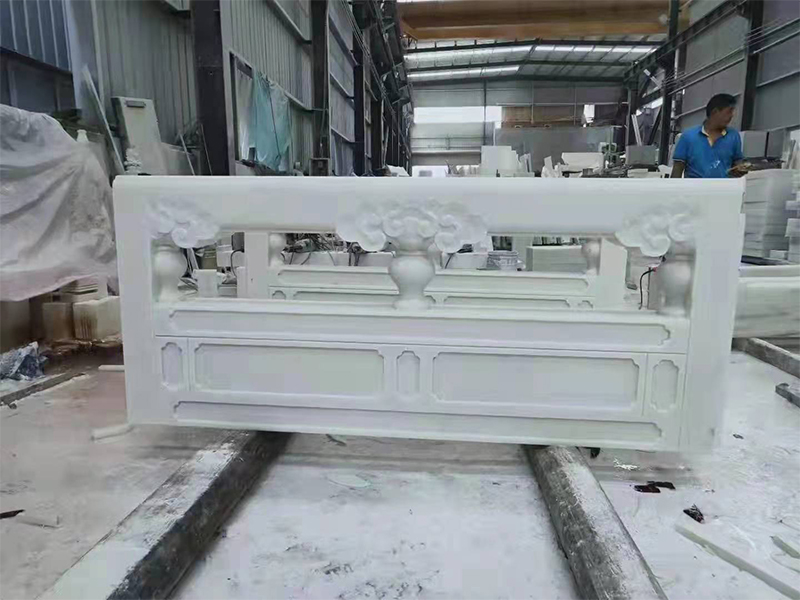 汉白玉旗台栏杆多少钱一米,河南汉白玉栏杆栏板定做