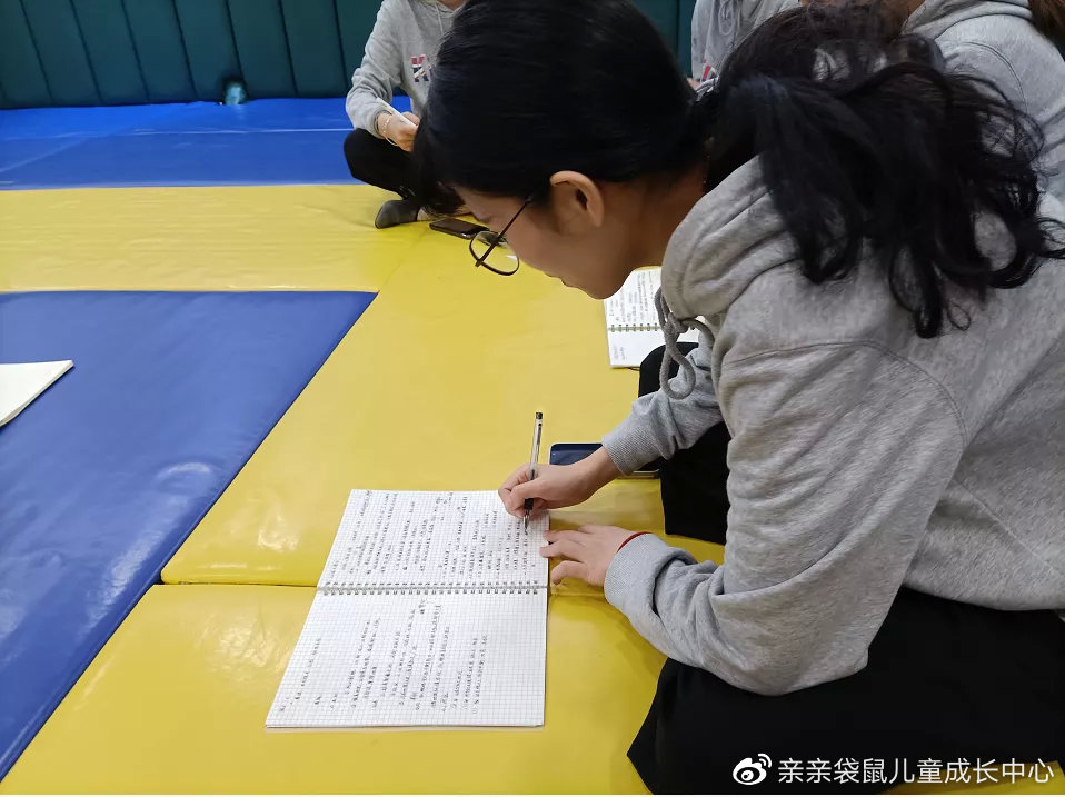 亲亲袋鼠五四北泰禾广场,福州亲亲袋鼠早教中心怎么收费的