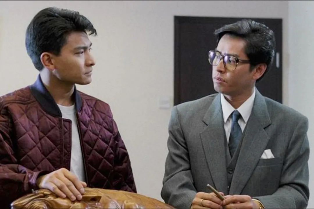 张国荣80年代天王巨星现场,80年代香港的天王巨星和天后