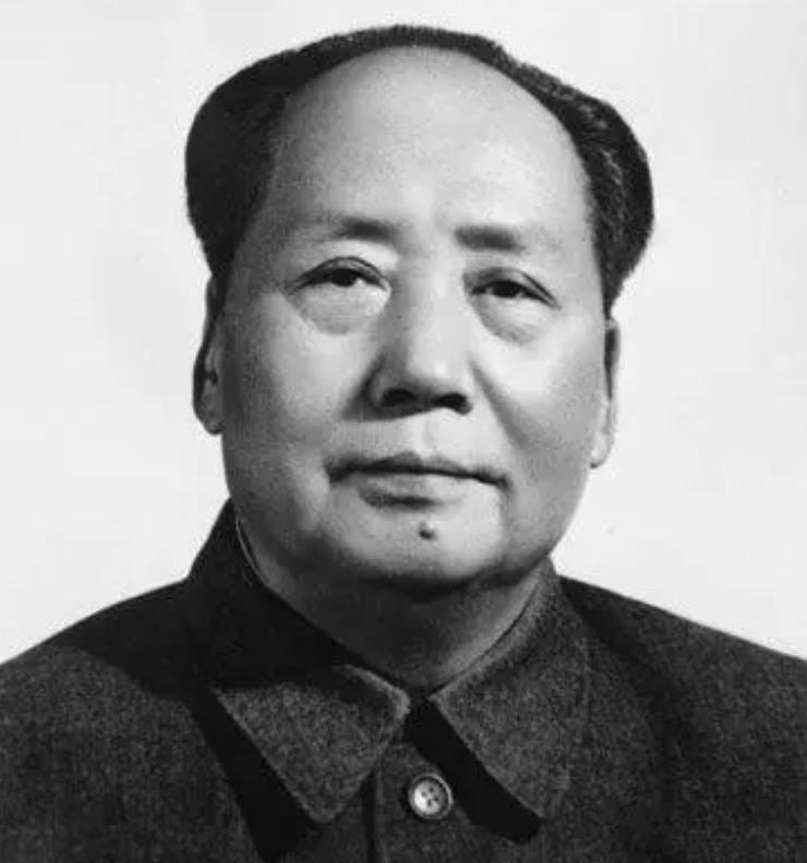 邓公培养了两位接班人，为何最终选了江*民泽**？邓公在晚年道出原因