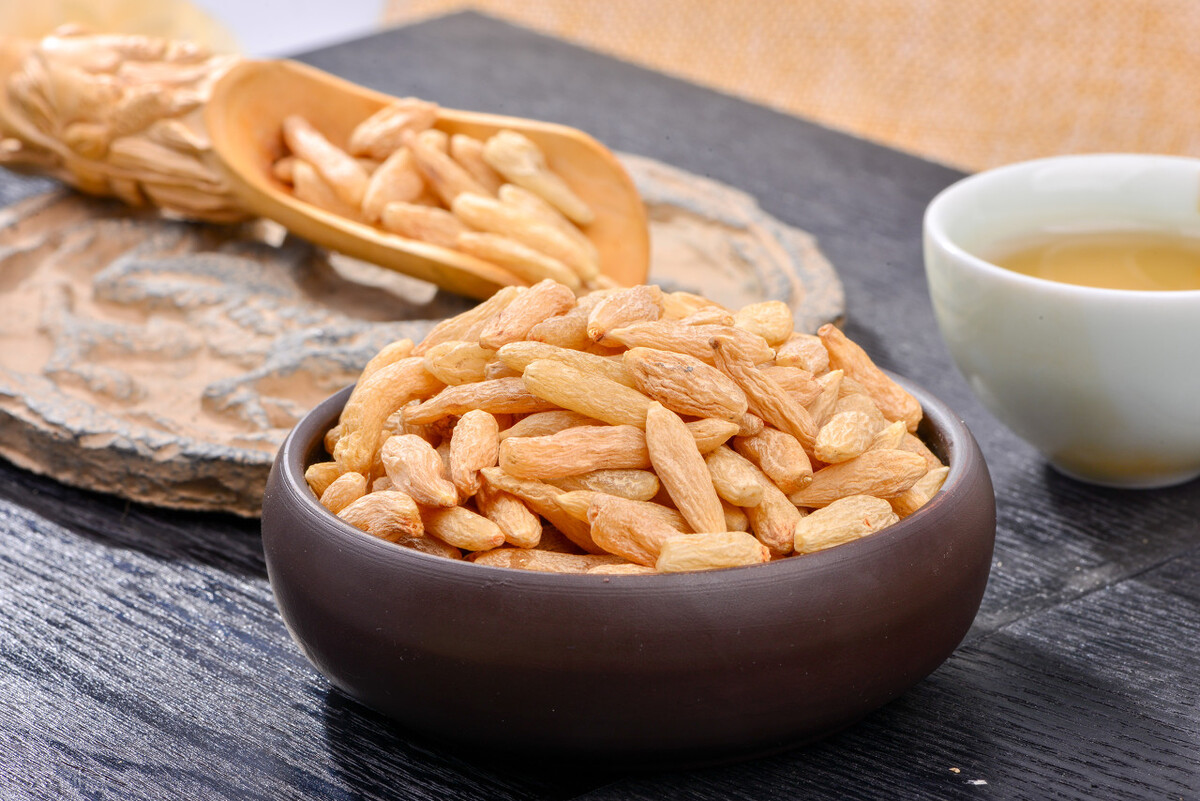 桑麻丸治白发吃多久有效果,桑麻丸治疗脱发白发有效果吗