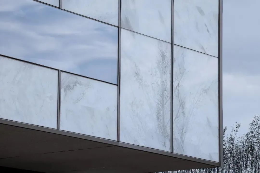 中营腾憬｜示范区如何通过玻璃做出亮点，设计+选材+施工工艺