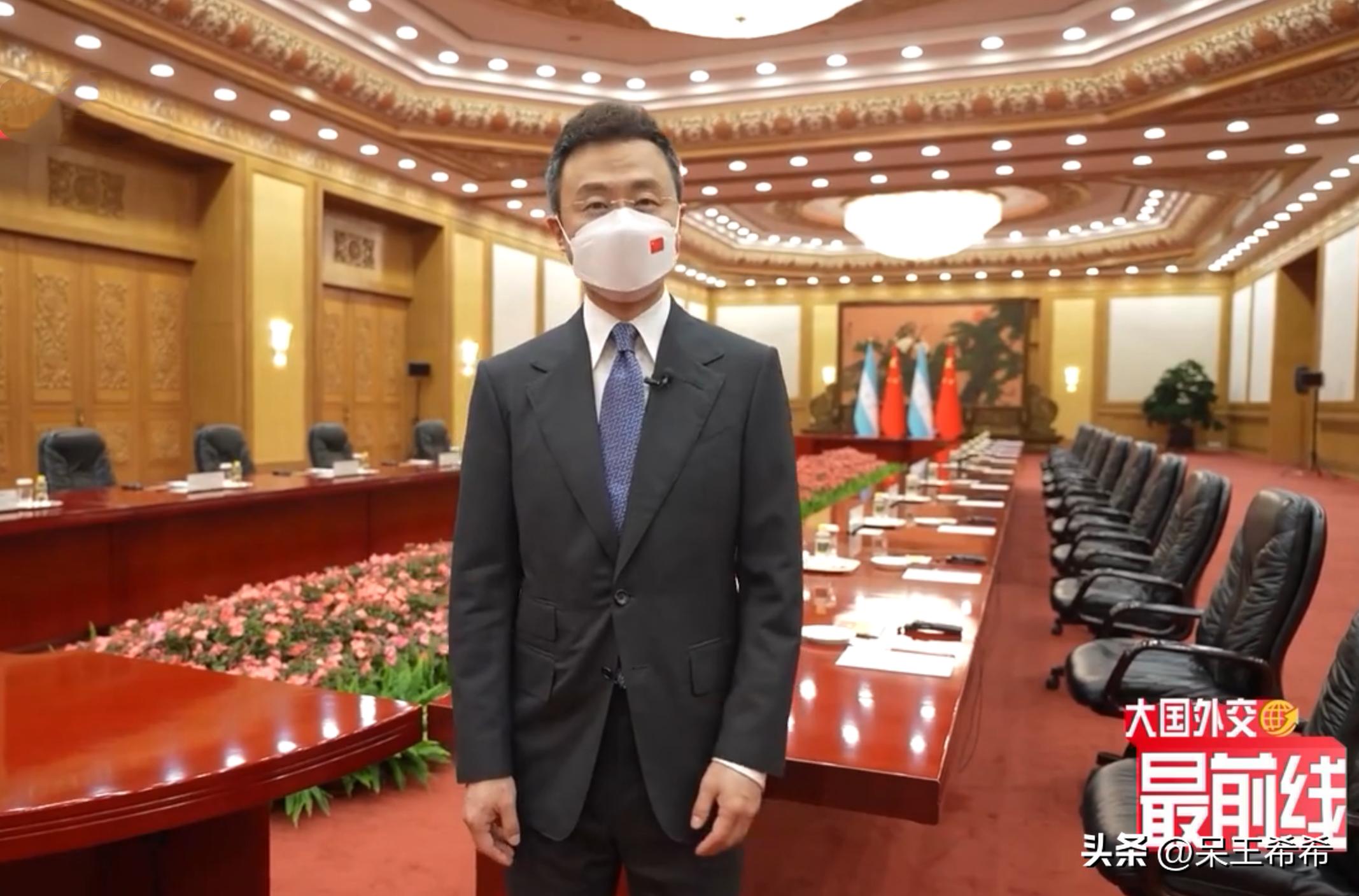 任鲁豫是接替康辉吗,任鲁豫康辉c位