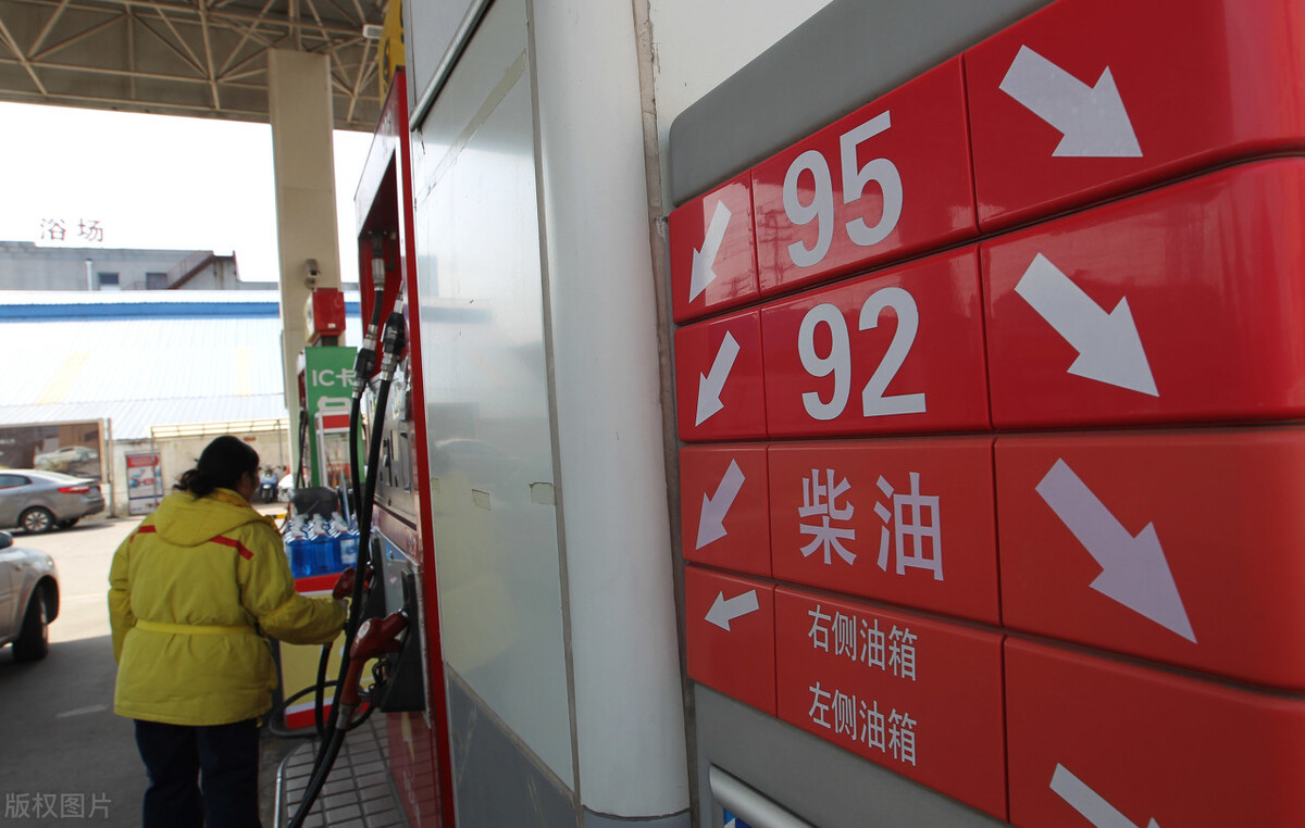 车的发动机防冻液多久更换一次,发动机防冻液一般多长时间更换呢