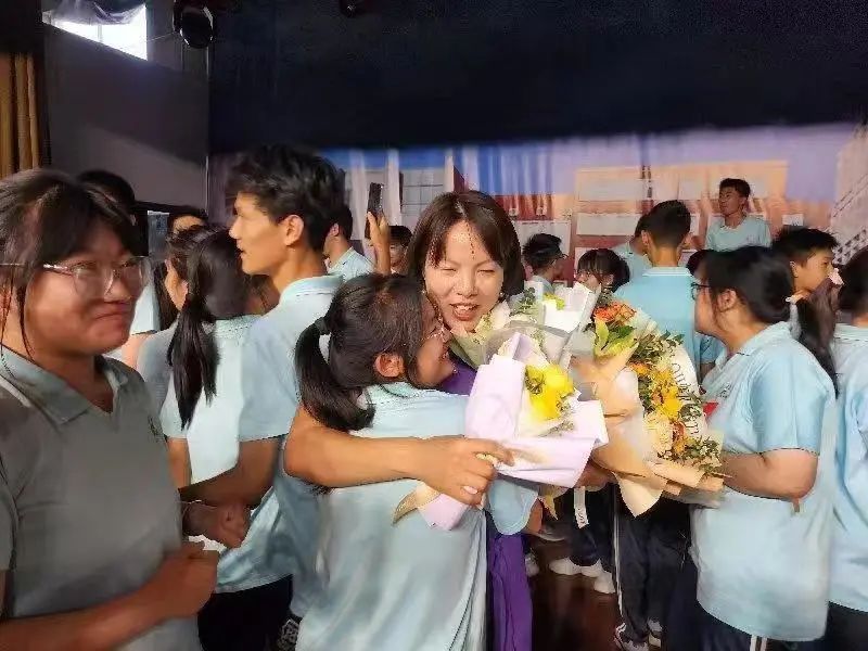 太原市文华中学校2023届毕业典礼