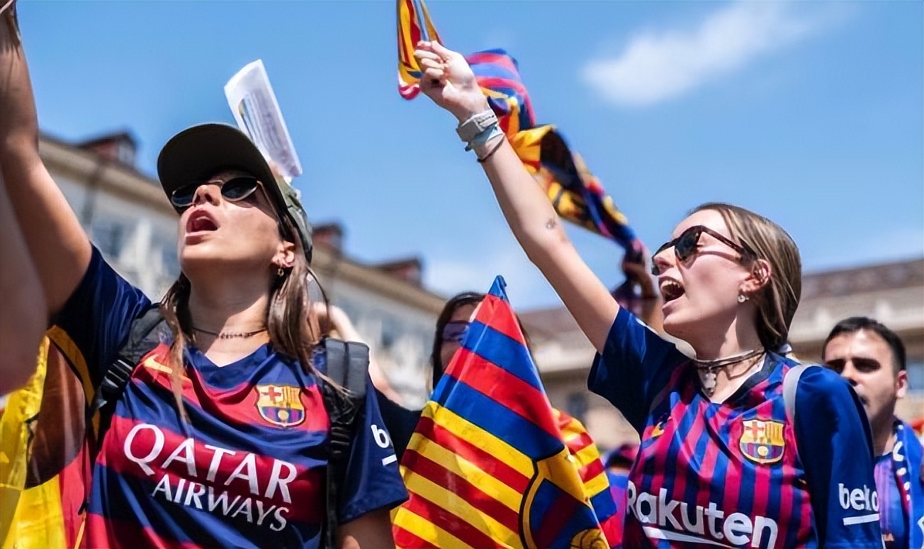 西班牙女足vs英格兰女足大决战,让二追三和零封