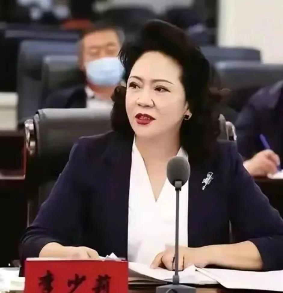 李少莉:人生轨迹妥妥是部励志大片,现实生活中的女版“孙少平”