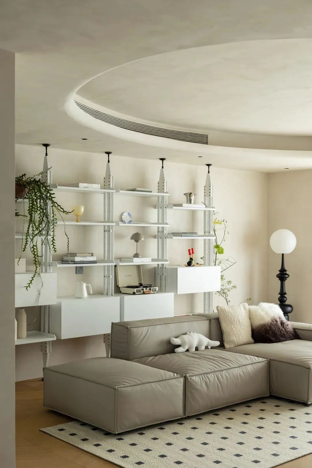 90后情侣新房这样打造清爽又干净,9平米温馨夫妻房