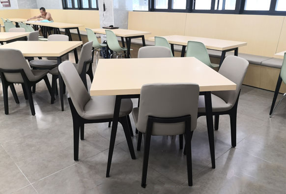 简易食堂桌椅批发,食堂用的桌椅套装