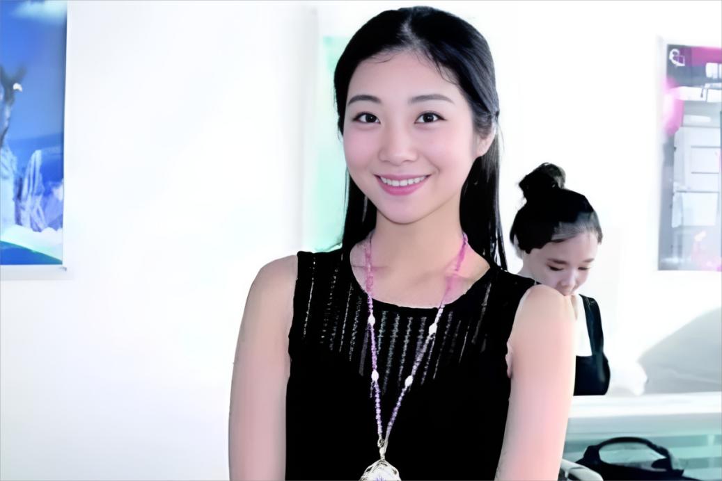 2019年，山东未婚女孩瞒着母亲，生下混血三胞胎，称：不需要男人