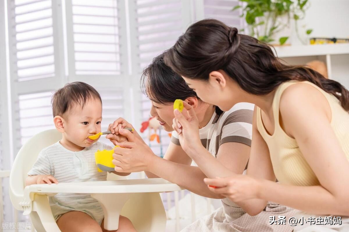 宝宝2岁了还可以吃母乳吗,宝宝两岁可以吃大人饭了吗