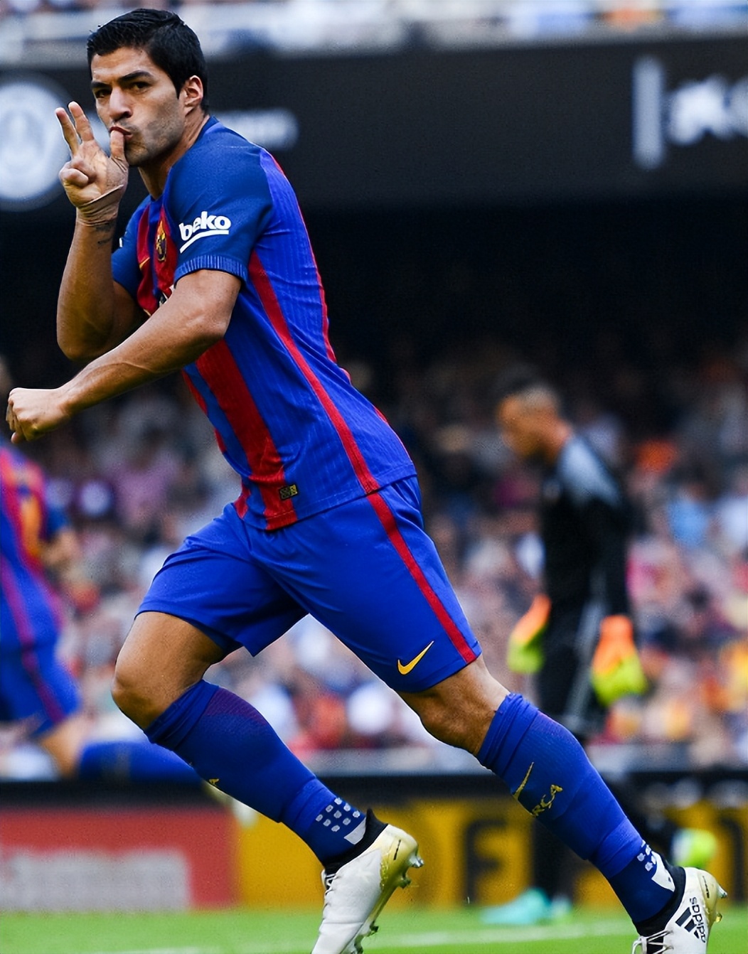 国际赛日本vs巴拉圭,国际赛日本vs乌拉圭比分预测