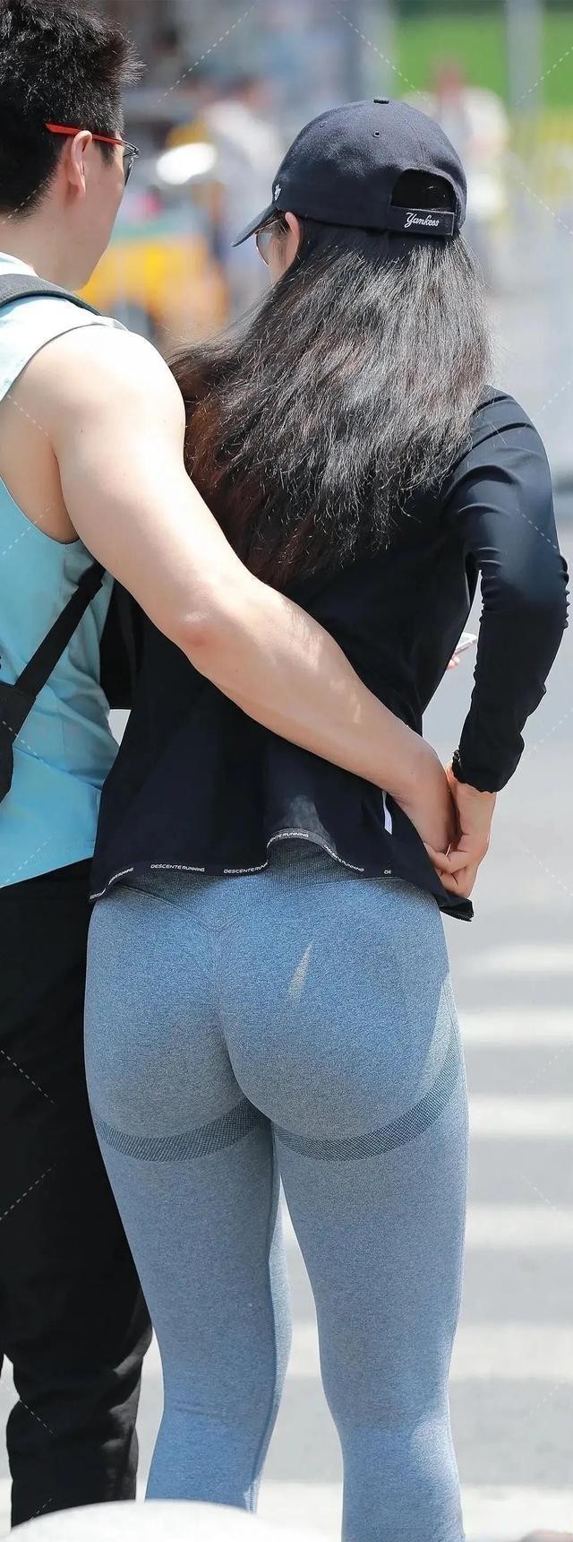 优雅清爽的瑜伽裤穿搭更有立体感,光彩夺目的瑜伽裤显瘦好搭配