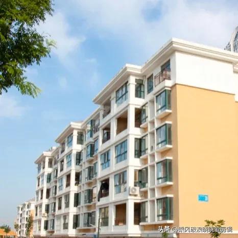 男朋友买房首付差钱给我父母借,女孩买房首付差10万找前男友借