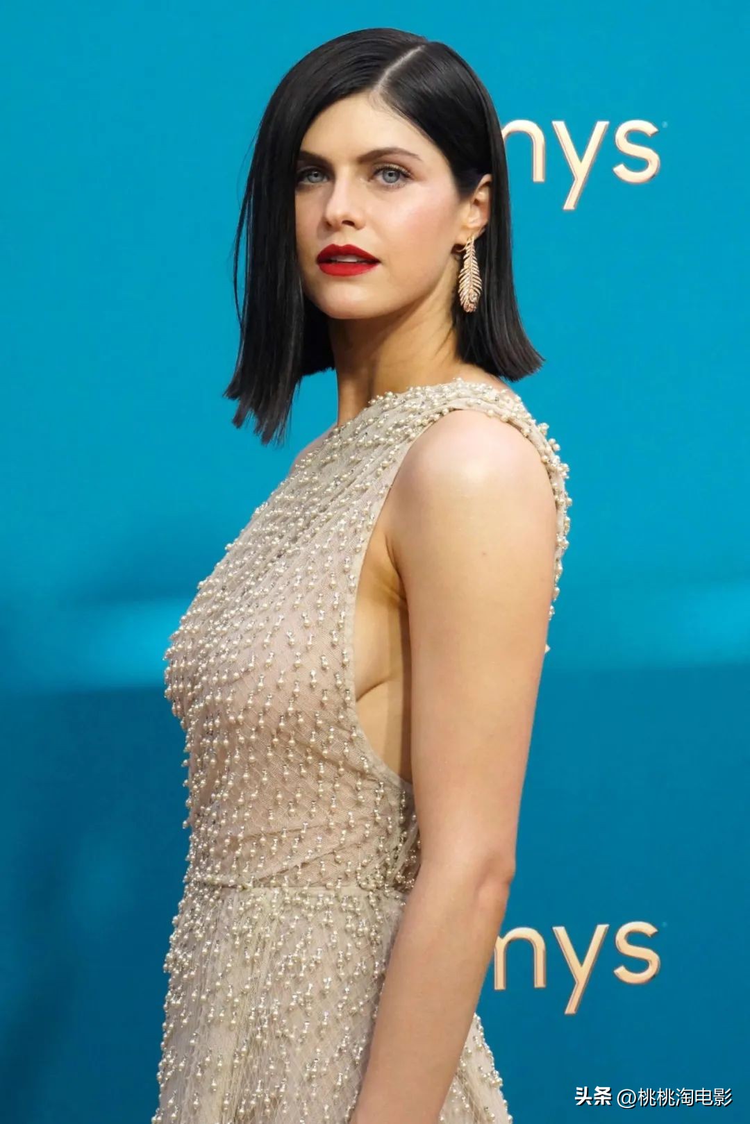 艾美奖红毯明星大比拼，赞达亚二封视后，李政宰携女友出席