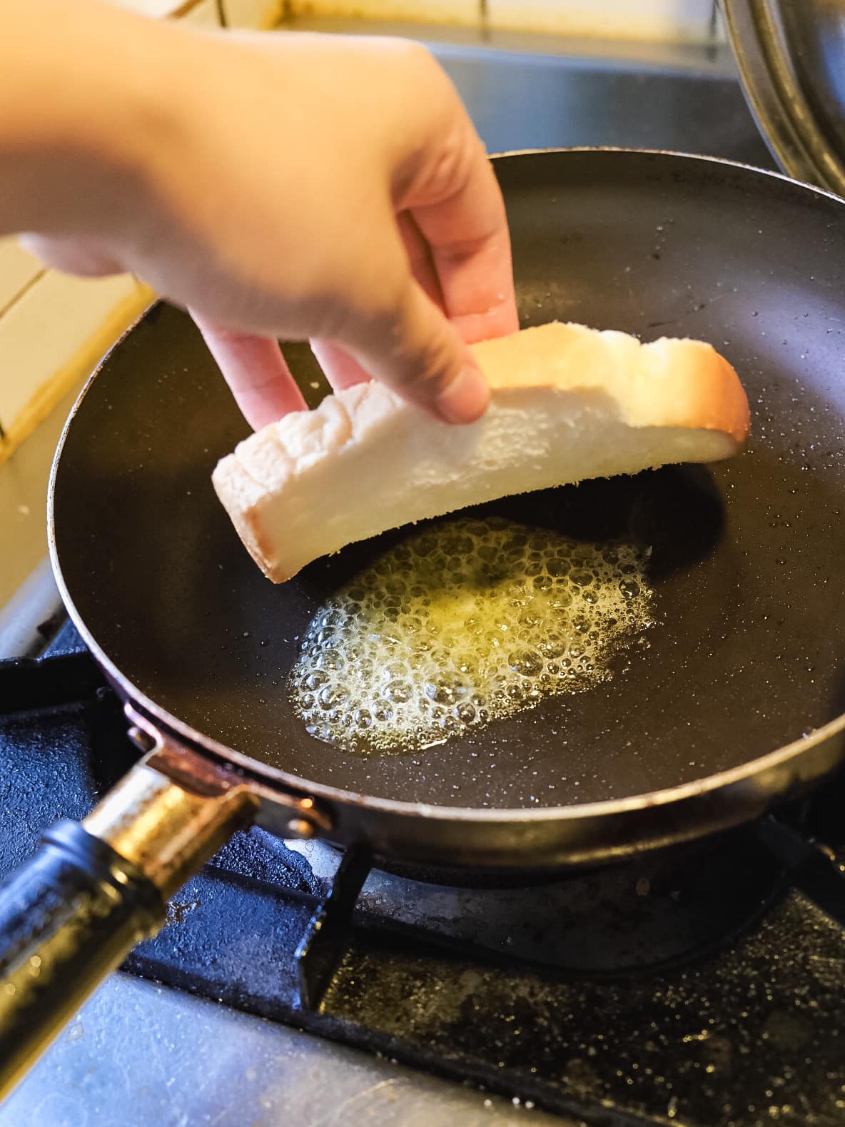 吐司新吃法早餐首选味道太赞了,用原味吐司就可以做的简单早餐