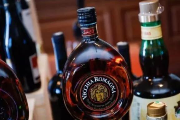 谈一谈五粮液的系列酒,各干邑品牌白兰地点评