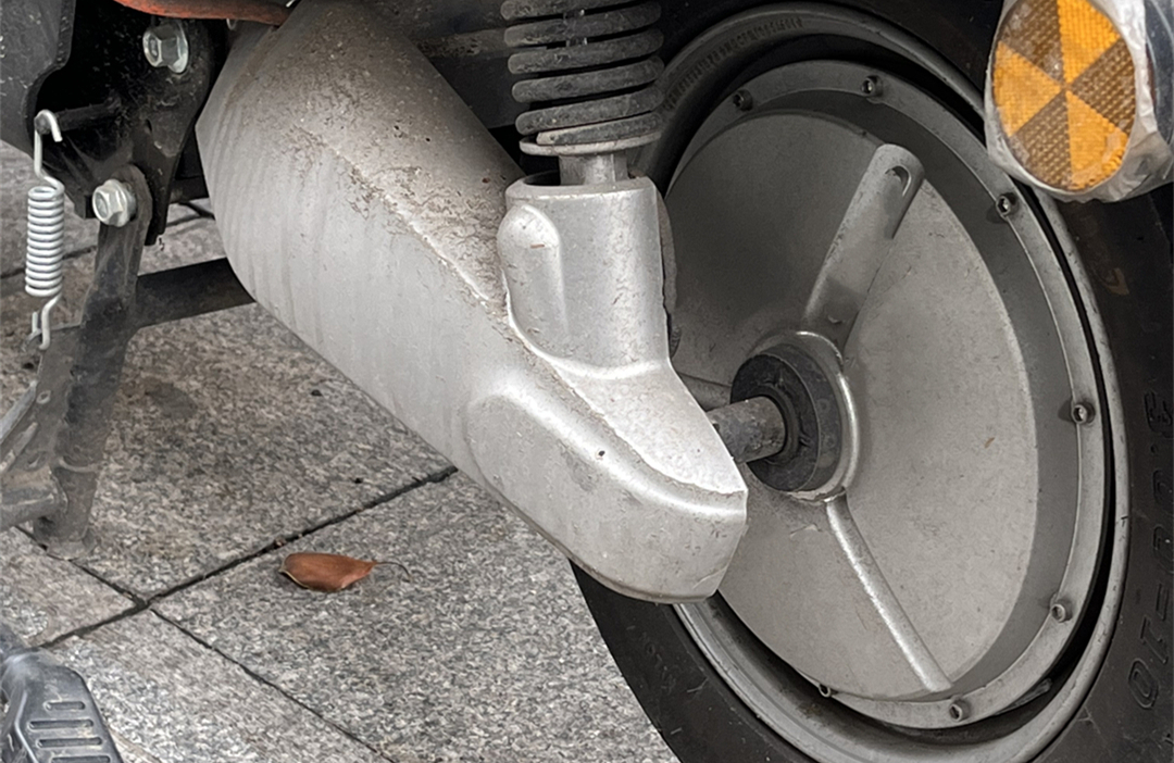 电动车才骑两年电池不耐用怎么办,台铃电动车电池不耐用了怎么修复