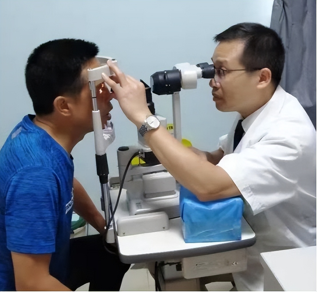 眼睛里进脏东西了用什么眼药水,眼睛里进了脏东西揉没有了去哪了