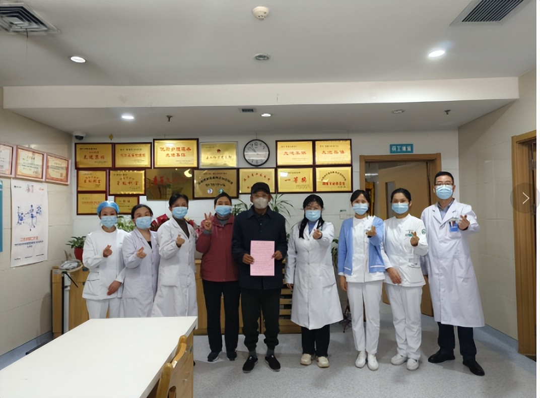 老年人吐血去西安哪个医院看好,八旬老年人消化道出血能治好吗