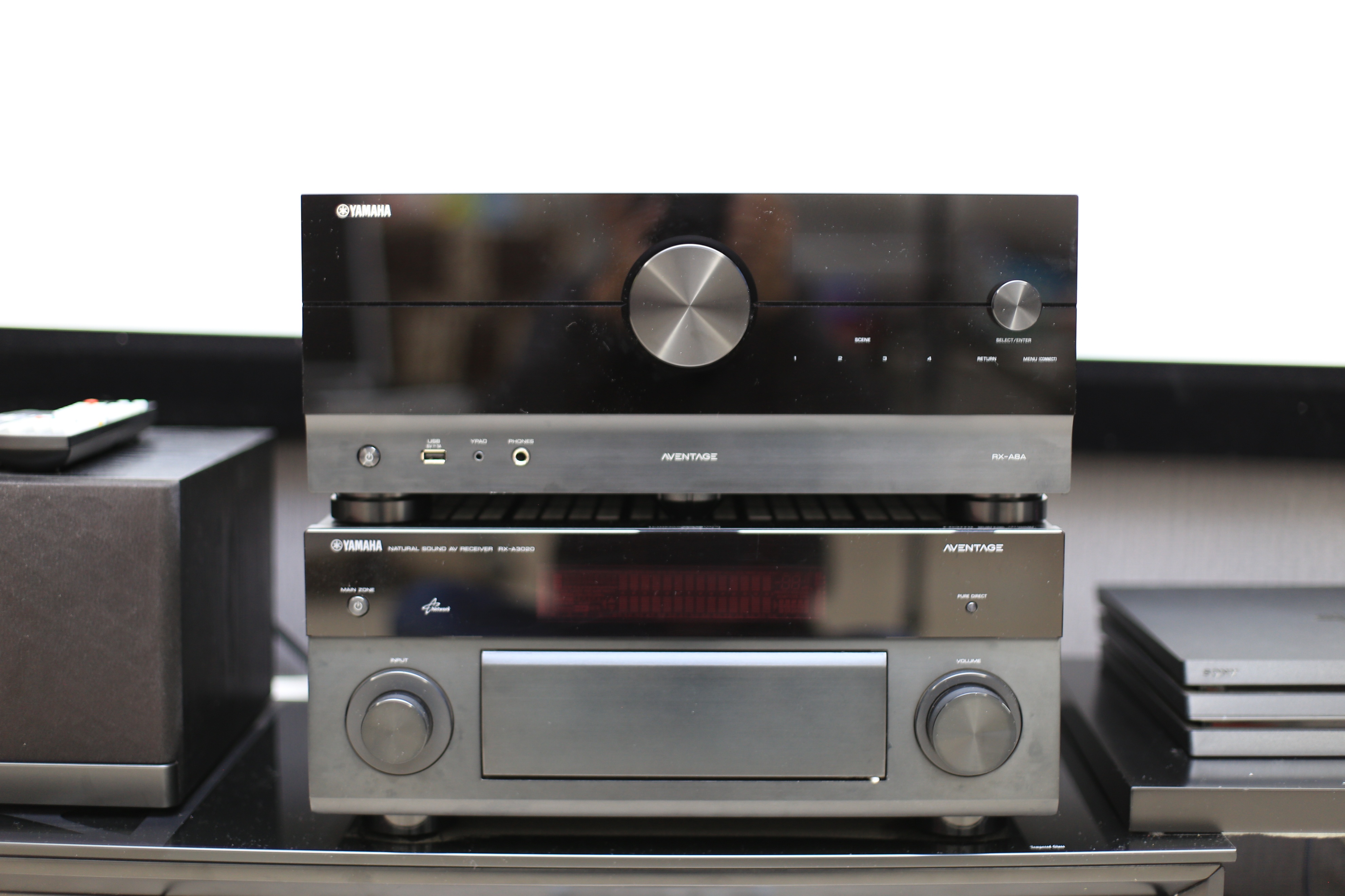 188寸家庭影院再升级7.1.4全景声，雅马哈旗舰RX-A8A评测