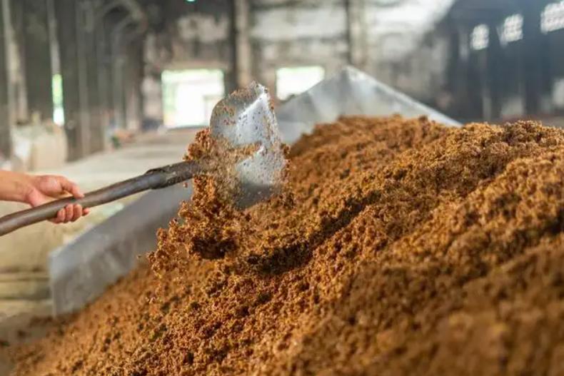 都是酒,都是酒为什么价格差距那么大