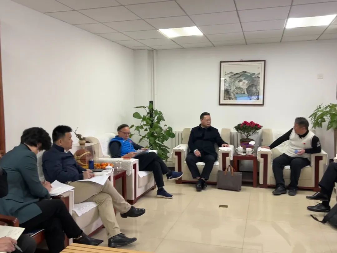 兔飞猛进启新程,兔飞猛进迎新春