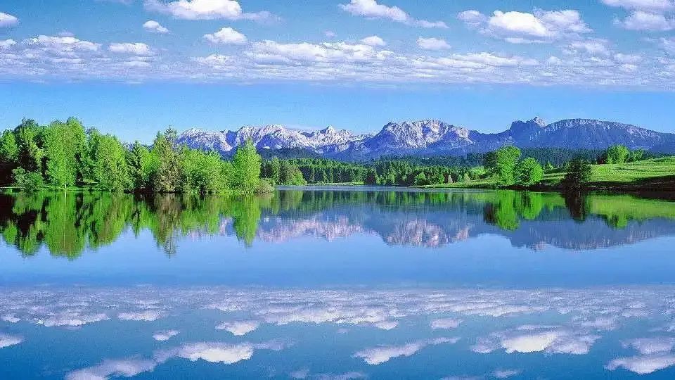 推进污水治理全覆盖,推进污水处理保护生态环境