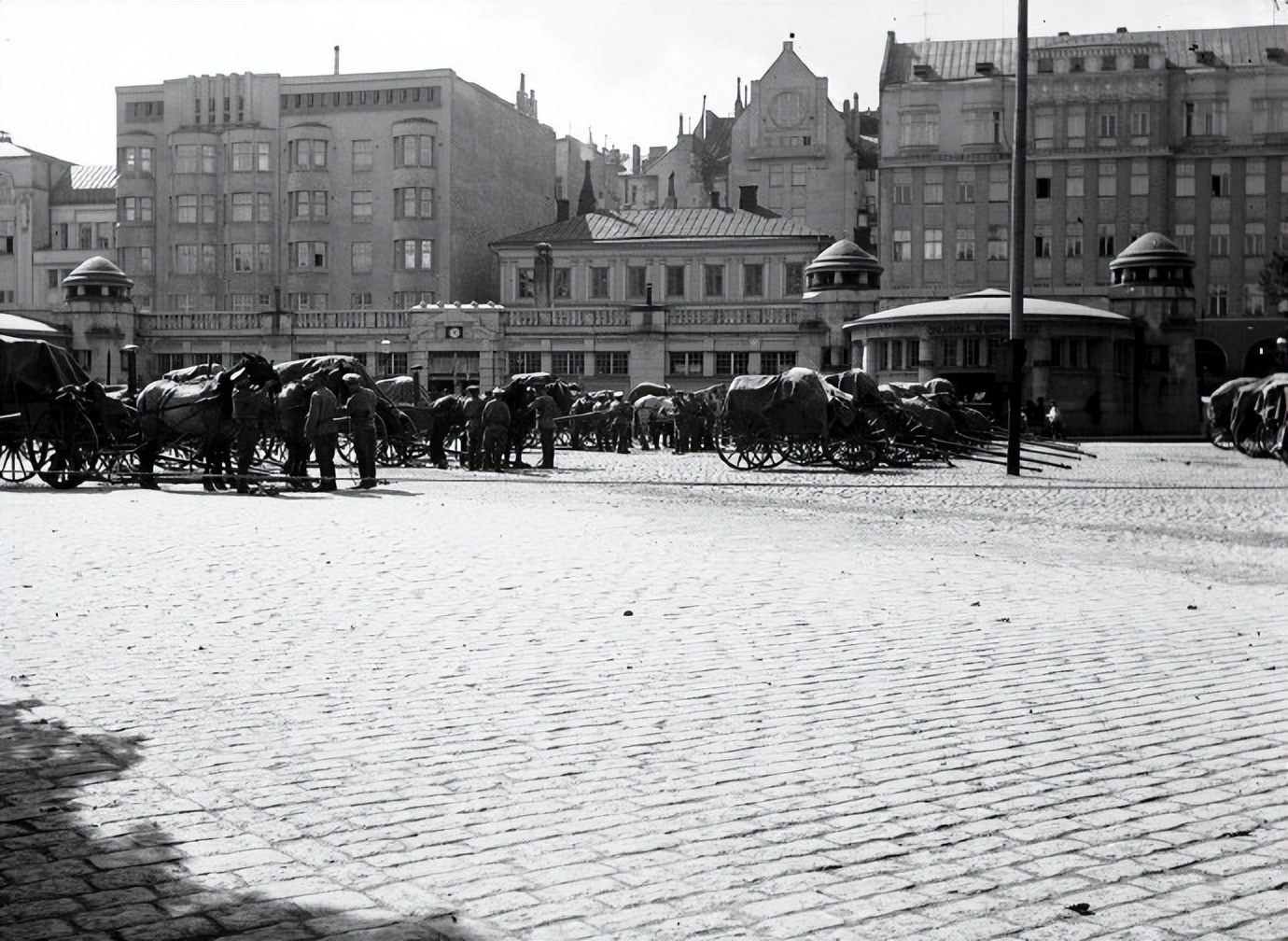 芬兰地理环境体现的地带性差异 (芬兰的文化特色)