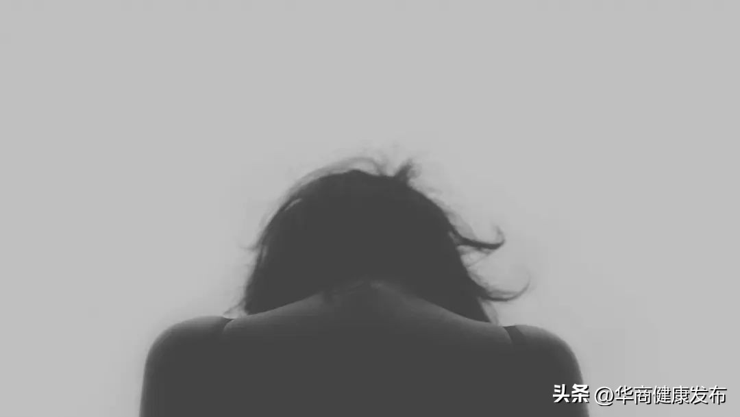 子宫切除一个月后又出血咋回事啊,子宫切除术23天了还出血正常吗
