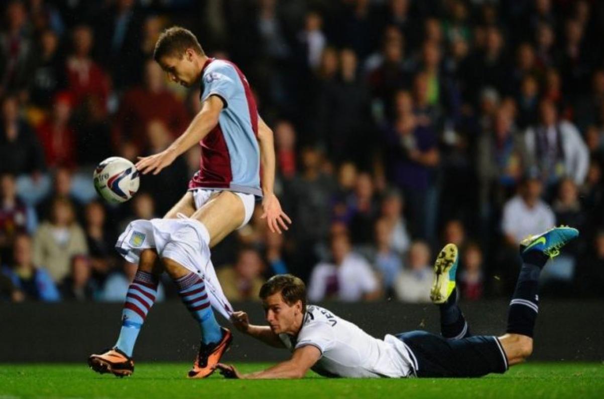 赛场上搞笑的瞬间救人,职业赛场上的十大爆笑场面