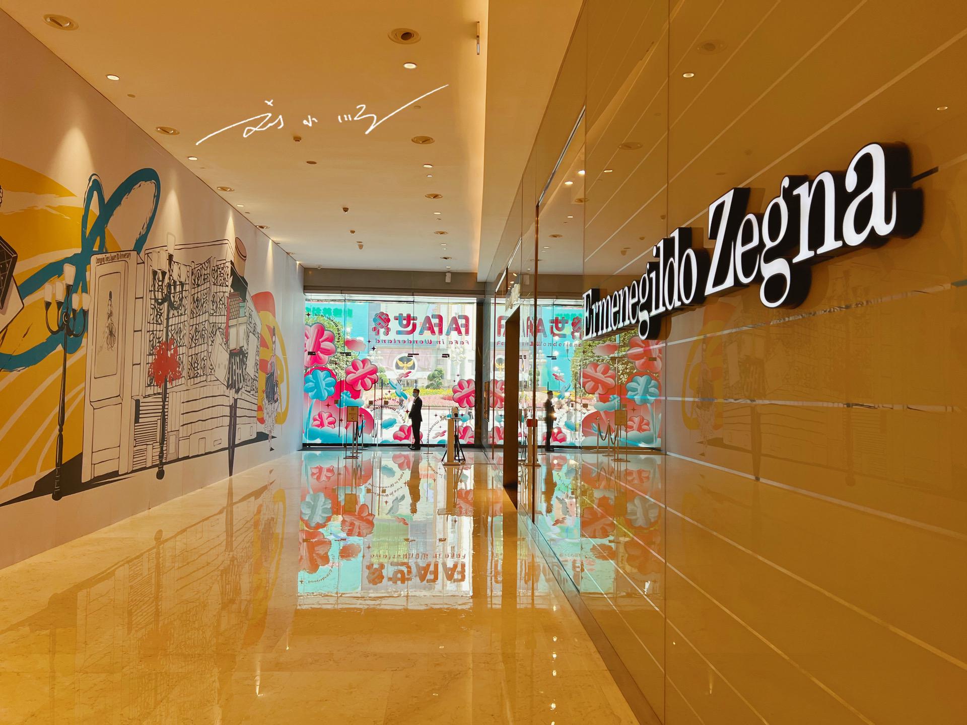 重庆最接地气的商场解放碑,重庆解放碑有哪些奢侈品的商场呢