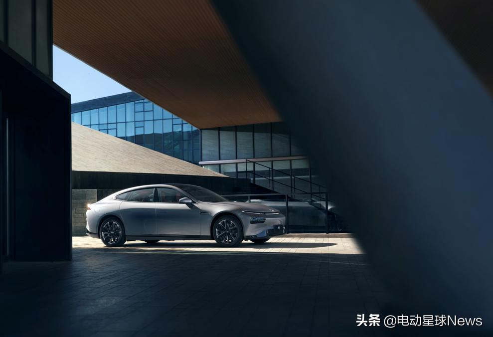 小鹏汽车新政策优惠,小鹏汽车宣布降价对原车主补贴