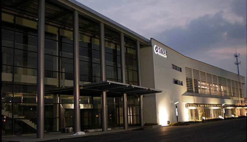 雅马哈钢琴多少钱一台,成都买钢琴到哪里比较好