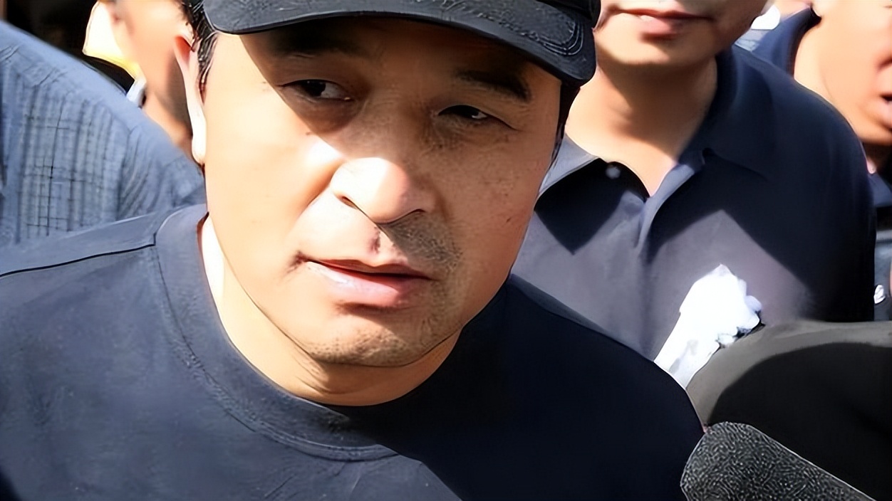 58岁毕福剑离开央视到哪了,离开央视毕福剑现在过得如何