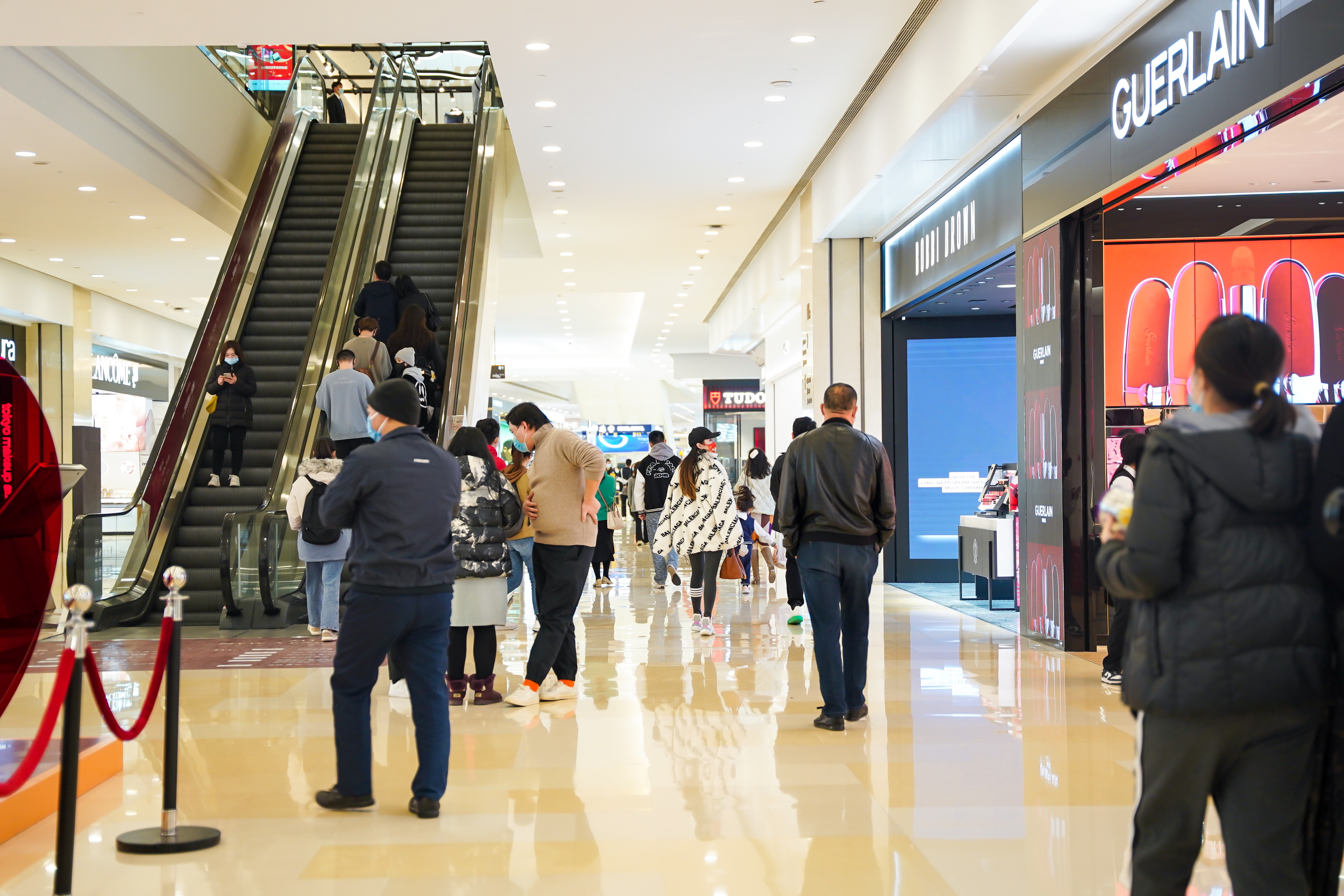 见证了一座城的变迁与发展,10年两座城的成长之路