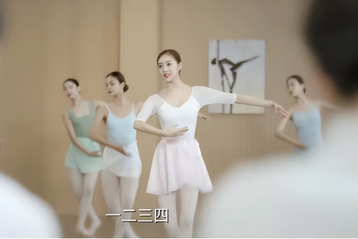 晚晚和任初在一起,初次爱你晚晚和任初在一起了吗