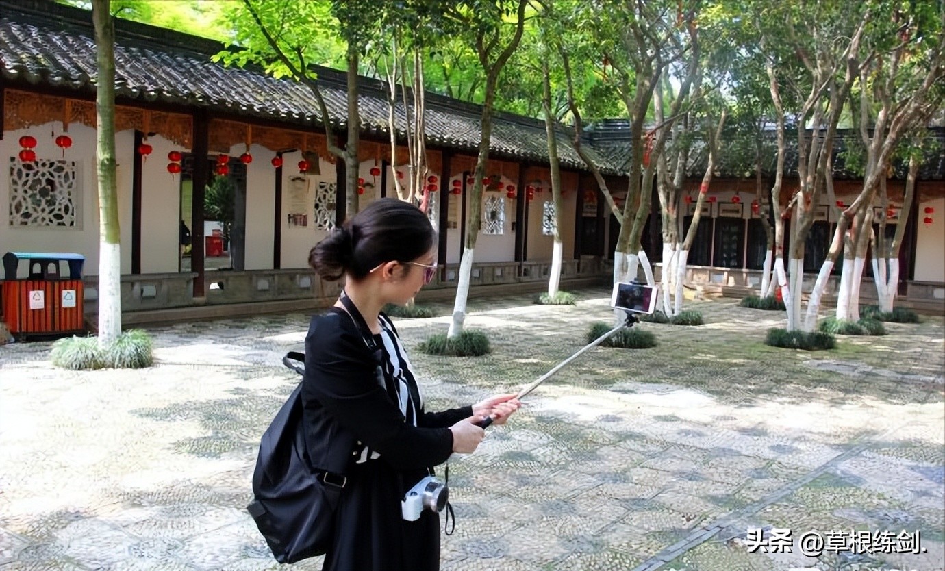 系列文章：（七）杏花苑景区中修建大廻廊（诗碑廊）