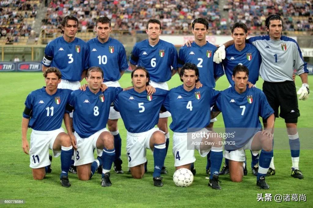 意大利90年代球员,90年代意大利国家队队服