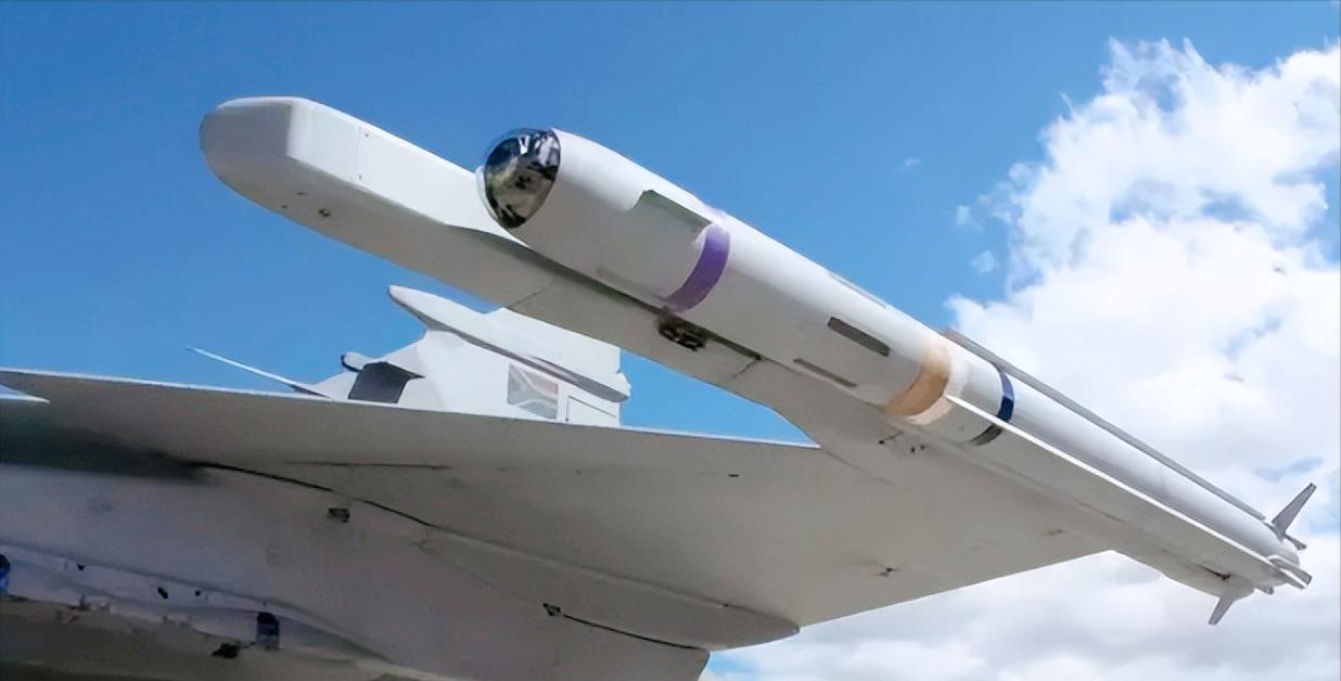 战争最烧钱武器图片,战争装备最烧钱武器排名