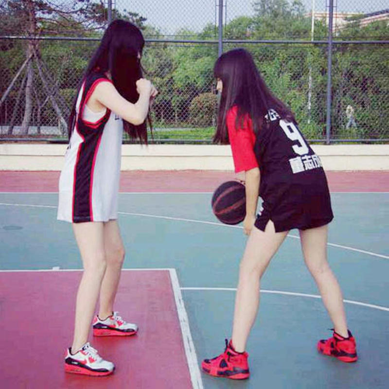 乘风破浪男生扣篮将篮板扣碎,扣篮扣碎篮板燃爆全场