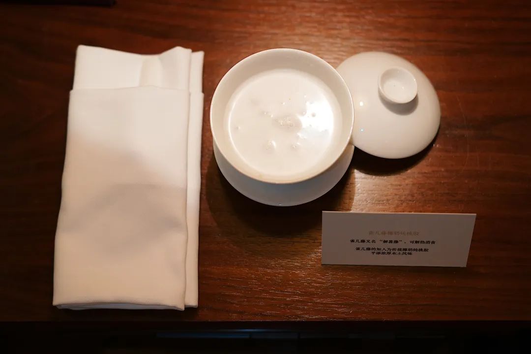 三亚打卡必住酒店之一,三亚十大必住酒店推荐排名最新