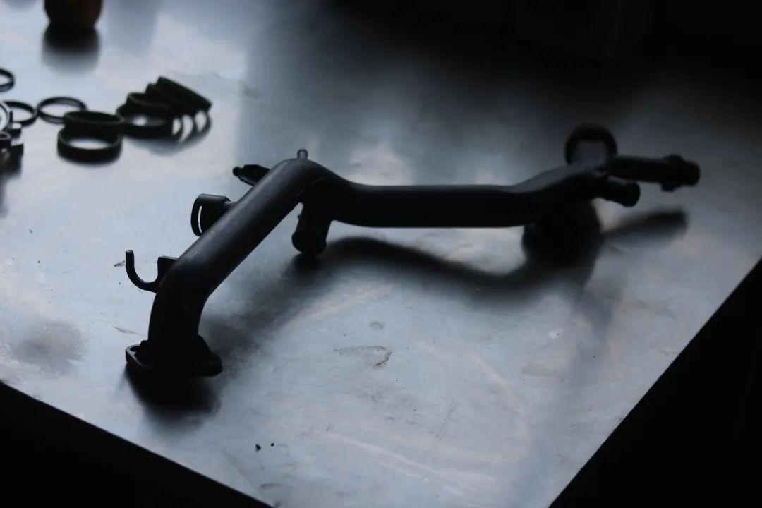 大哥买奥迪a6,奥迪a6c5老车翻新满血复活